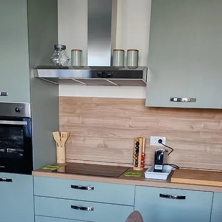 With Parking Space Dolinci, - 25534 Appartement
